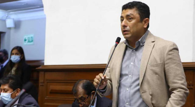 Parlamentario señaló que el país avanza con o sin oposición del Parlamento.