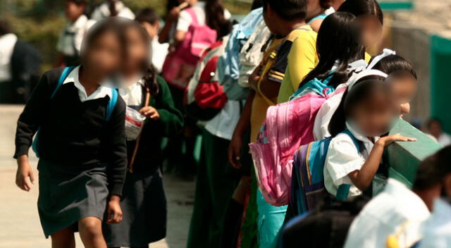 El uniforme escolar no debe ser exigido en los colegios, según el Ministerio de Educación.