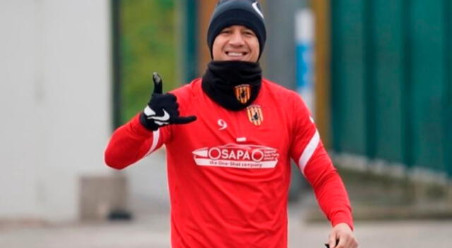 Gianluca Lapadula volvió al entreno con Benevento y tendrá ritmo futbolístico.