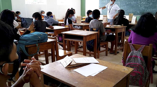 Se congela pensión en colegios privados que no informaron incremento hasta diciembre del 2021 en Huancavelica