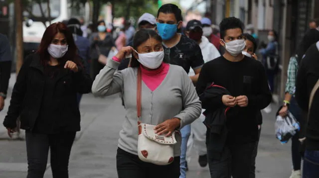 Llevar mascarilla al aire libre es obligatorio en Perú desde abril de 2020. Foto: difusión