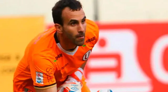 José Carvallo quedó desconvocado en la selección peruana por lesión.