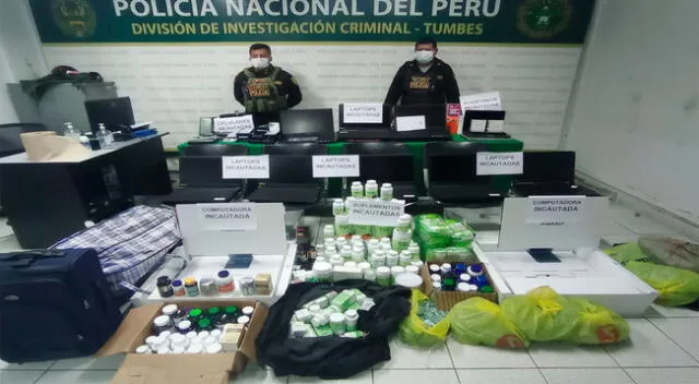 Parte de la mercadería incautada por agentes PNP