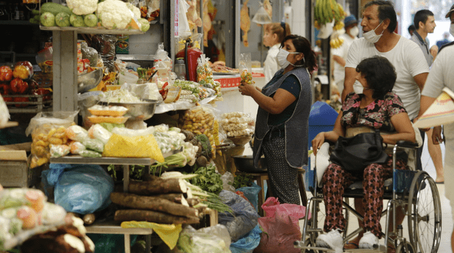 Precio de alimentos de primera necesidad