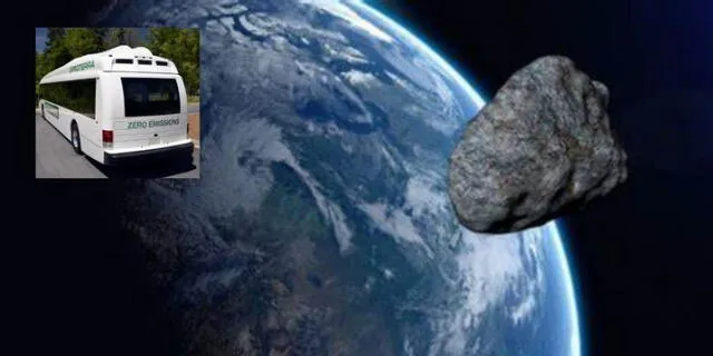 Este asteroide se aproximaba  a una velocidad 34,500 mph.