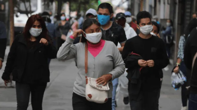 Retiro de uso de mascarillas dependerá del avance de vacunación, afirmó jefe del INS