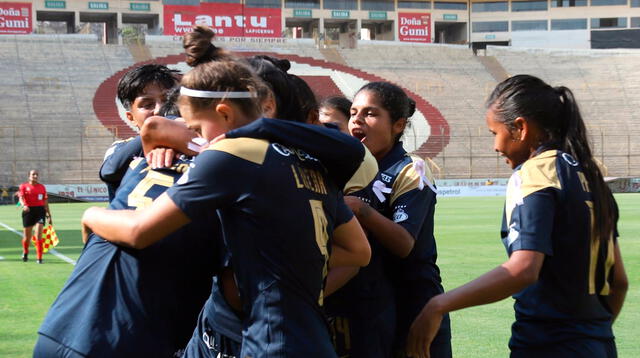 Adriana Lúcar fue la figura de Alianza Lima ante Universitario de Deportes.