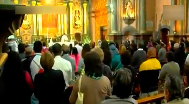 Fieles llegaron a la iglesia de Las Nazarenas para participar de misa por Semana Santa