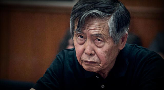 Alberto Fujimori fue sentenciado a 25 años de prisión por delitos de corrupción y contra los derechos humanos.