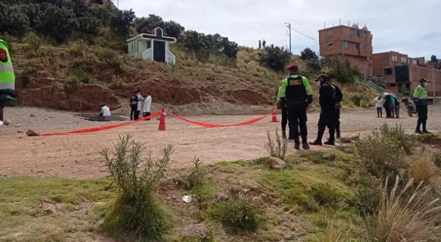 Víctima fue hallada sin vida la mañana de ayer. No se descarta que haya sido asaltado.