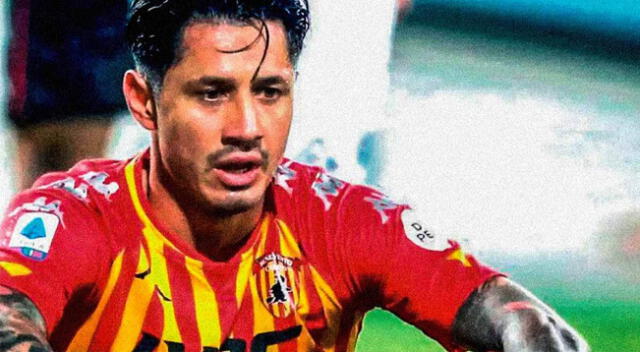 Gianluca Lapadula lleva varias semanas sin jugar en Benevento, sin embargo, recibe apoyo de la hinchada.