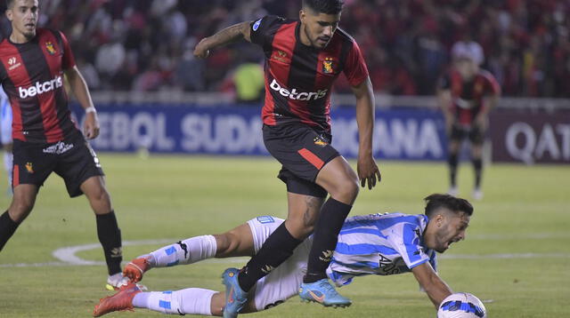 El cuadro rojinegro en Arequipa pasó por encima al  Racing y va por la gloria en Avellaneda.