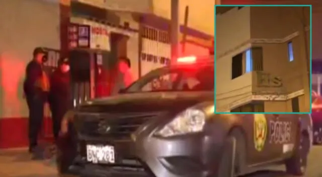 Policías y peritos de criminalística llegaron hasta el hostal para hacer las investigaciones del caso.