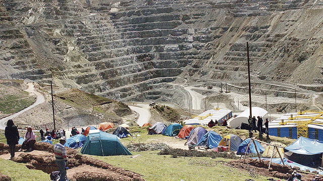 Perú pierde US$ 400 millones en exportaciones mineras por cierre de Las Bambas