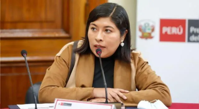 Betssy Chavez, ministra de Trabajo y Promoción del Empleo es censurada por el Congreso.