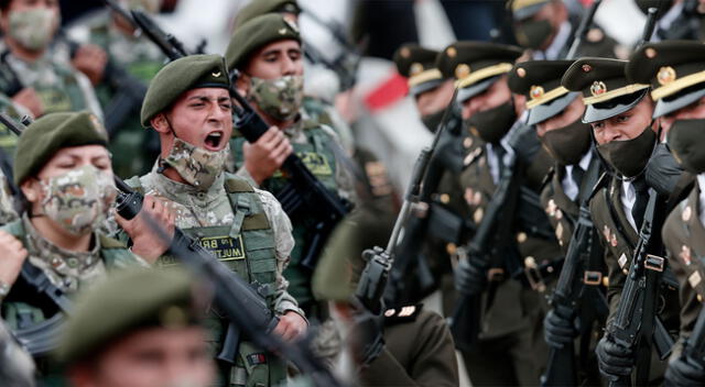 Agentes del orden arriesgan sus vidas en la lucha contra el terrorismo.