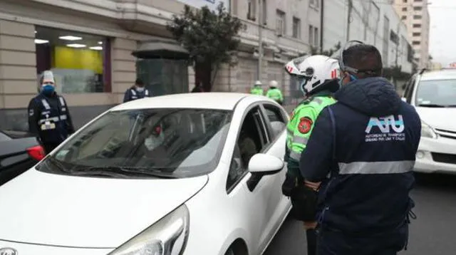 No tener la Tarjeta de Identificación Vehicular es motivo de multa. Foto: ATU