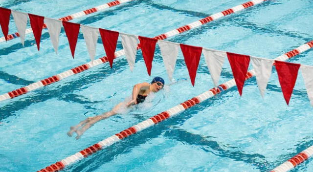 Federación Internacional de Natación acordó, por votación, impedir a las nadadoras transgénero competir en carreras de élite femeninas.