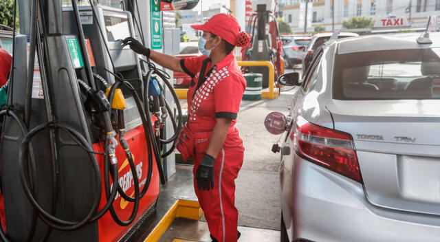 Gremios de transporte solicitaron antes la postergación de la venta de solo dos combustibles.