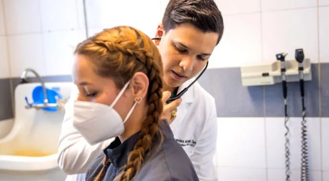 en el Perú hay reconocidas universidades que enseñan el pregrado en Medicina.