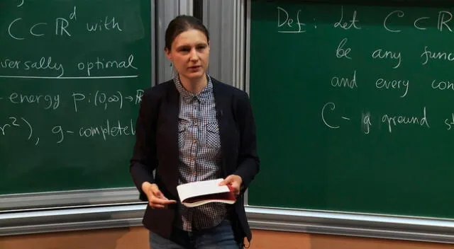 Maryna Viazovska resolvió un problema de siglos de antigüedad.