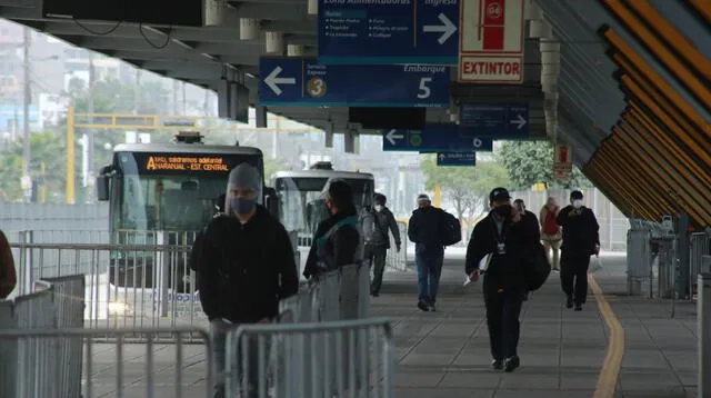 Metropolitano aumentó el costo del pasaje.