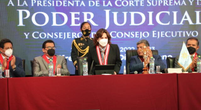La presidenta del Poder Judicial Elvia Barrios recibió reconocimiento del CAL de Arequipa