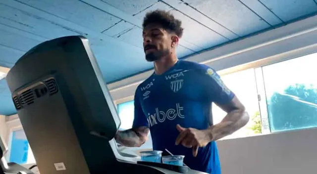 Paolo Guerrero ya está listo para jugar en el Avaí.