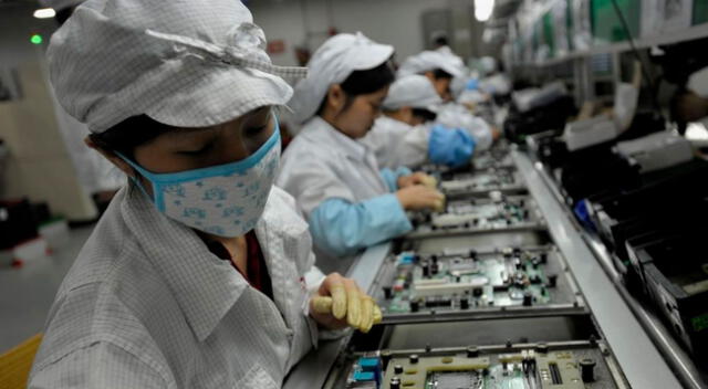 China tiene la régimen laboral 996, desde las 9 AM a 9 PM durante seis días.