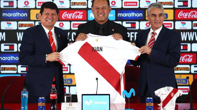 Juan Reynoso fue presentado como nuevo director ténico de la Selección Peruana.