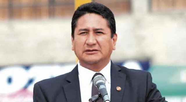 Vladimir Cerrón pidió al Pder Judicial permiso para abandonar el Perú y viajar a México