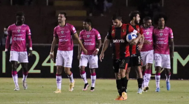 Melgar e Independiente del Valle jugaron por la vuelta de las semifinales de la Copa Sudamericana 2022.
