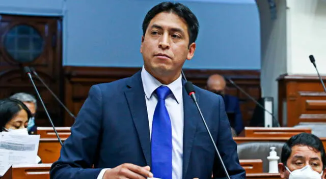 Trabajadora atacada sexualmente por congresista Freddy Díaz da su testimonio