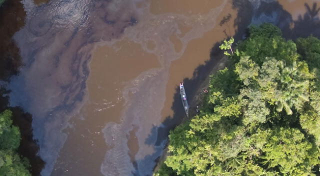 Gigantesco derrame de petróleo afecta al río Marañon