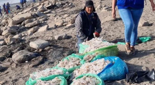 Vacunas encontradas en playa Oquendo en el Callao