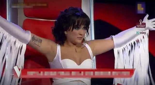 Daniela Darcourt sorprende con su look en la final de la Voz Senior.