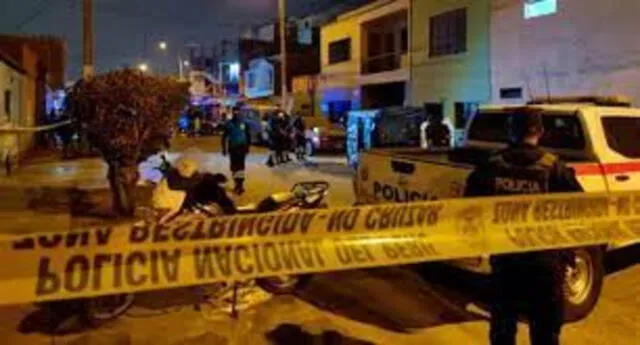 Detectives iniciaron las investigaciones de crimen.