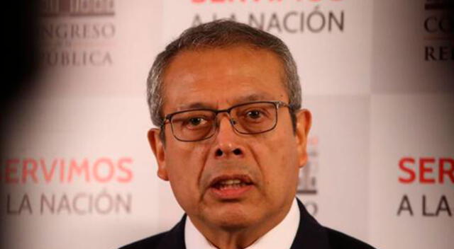 Pedro Angulo se pronuncia por los desmanes en el Perú.