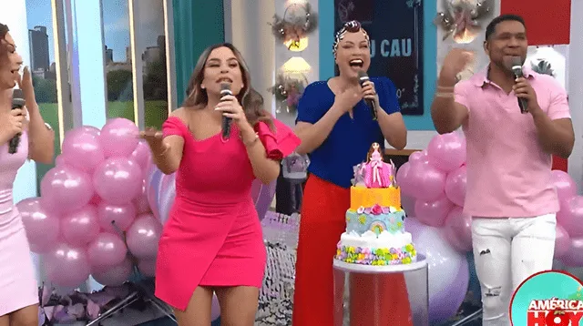 Decoración de Ethel Pozo se cae en vivo