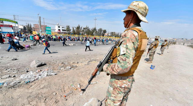 Militares se encuentran en las calles custodiando el orden público y la paz social.