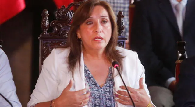 Dina Boluarte pidió a opositores trabajar unidos por el bien del país.