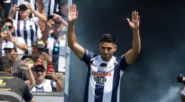 Carlos Zambrano jugará en Alianza Lima hasta el 2025.