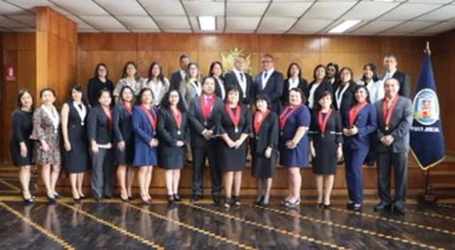 Jueces superiores y especializados juraron ante la presidenta de la Corte de Lima