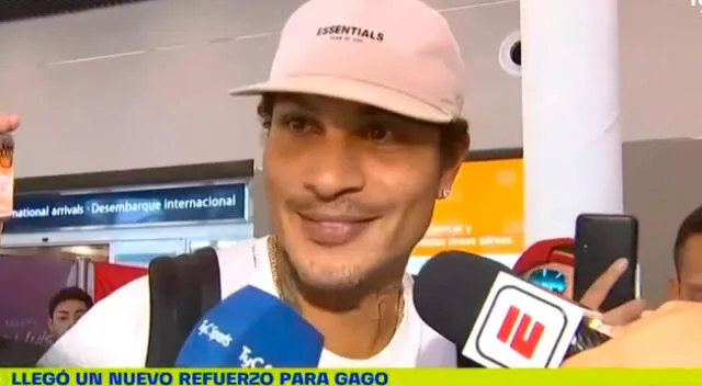 Paolo Guerrero contestó a las preguntas de la prensa argentina.