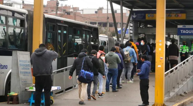 Metropolitano cambia de rustas por protesta en el Centro de Lima.