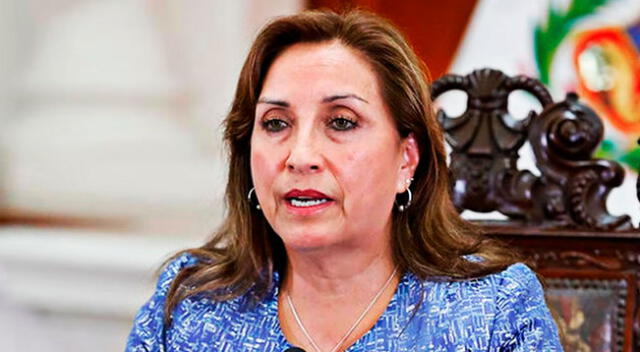 Dina Boluarte es rechazada por casi el 80 % de peruanos, según el IEP.