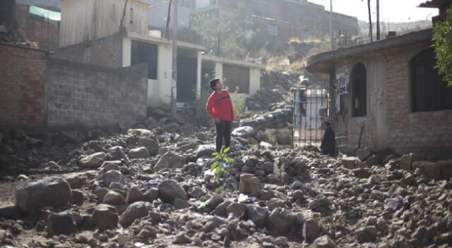 Huaicos en Arequipa han dejado numerosos muertos y pérdidas materiales