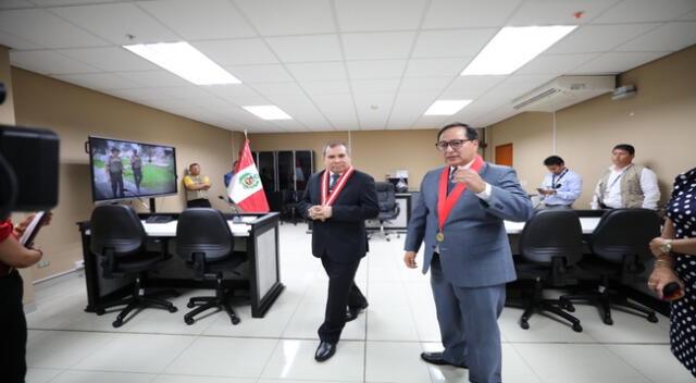 El presidente del Poder Judicial Javier Arévalo visitó al Centro Integrado de Servicios de Administración de Justicia en Villa El Salvador
