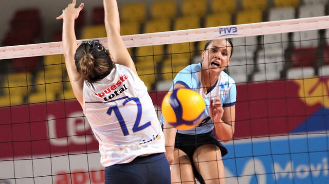 Flavia Montes jugadora del Regatas Lima fue considerado como MVP.