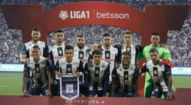 Alianza Lima ganó 3-0 a Cantolao.